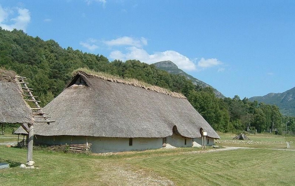 The village of Landa in Forsand in Rogaland was continuously settled for more than 2,000 years — both during the Bronze Age and the Iron Age — right up to the time of the disaster in 536. Most people lived here during the Migration Period, just before people disappeared. The Bronze Age house in the picture dates from 1500 years before the disaster. But the building practices did not change much at this time.