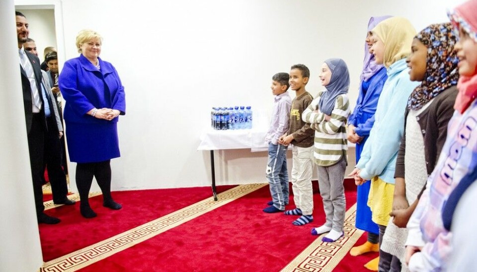 Muslims will probably comprise the youngest group among the major religions in 2050. Here, Norway’s Prime Minister Erna Solberg paying a visit to the Islamic Cultural Centre Mosque in Oslo. (Photo: Jon Olav Nesvold/NTB scanpix)