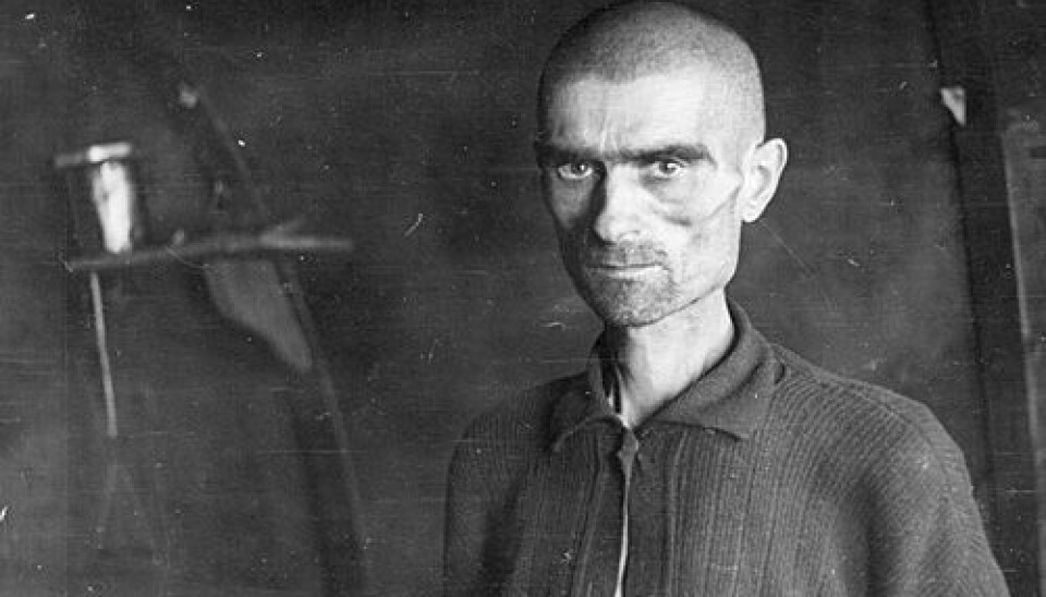 Soviet prisoner of war photographed in Bjørnelva Camp in 1945. (Photo: Leiv Kreyberg, National Archives for Norway)