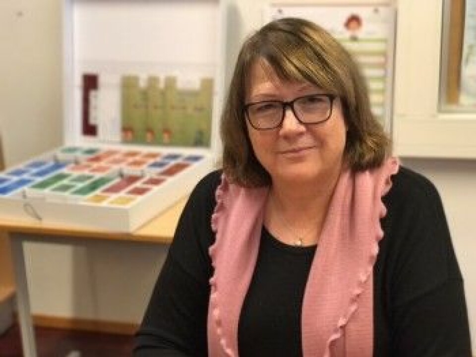 Special educator Bente Pedersen Dragland at Stenbråten School in Oslo has taught in a special ed class for 20 years. She has developed an educational programme for language training and finds that children with Down syndrome learn to read much faster now than before. (Photo: Siw Ellen Jakobsen)