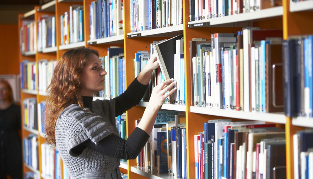 At the library, everyone is simply a library user. (Photo: Colourbox) At the library, everyone is simply a library user. (Photo: Colourbox)