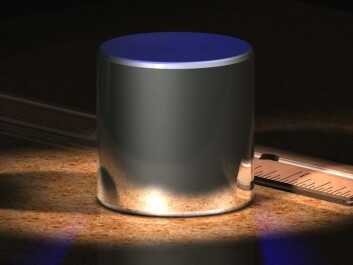 Le Grand K looks like something like this. This is a computer-generated image based on the specifications of the original cylinder. It is kept in a vault in the International Bureau of Weight and Measures (BIPM) in Le Sevres, outside of Paris. (Illustration: Greg L, CC SA-3.0) Le Grand K looks like something like this. This is a computer-generated image based on the specifications of the original cylinder. It is kept in a vault in the International Bureau of Weight and Measures (BIPM) in Le Sevres, outside of Paris. (Illustration: Greg L, CC SA-3.0)