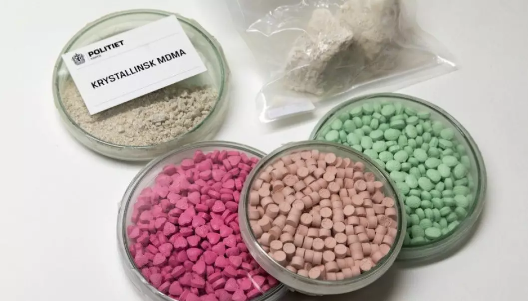 Reaearchers can now measure whether there are increases of MDMA/ecstasy use, and when, in various cities by samples of sewage water combined with data from mobile phones, indicating how many people are in a certain urban area at the same time. (Photo: Gorm Kallestad/NTB/Scanpix)