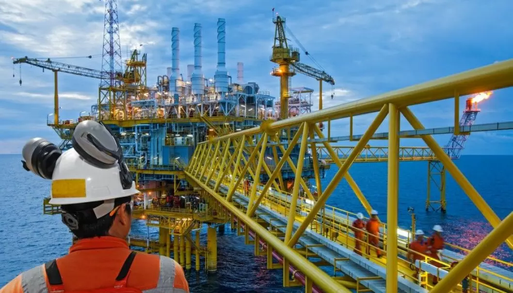 The oil and gas industry ranges as number two on the list of industries with the highest gender imbalance on leadership level in the Norwegian labour market. Nevertheless, gender is not an issue among the leaders within the industry, according to researchers. (Illustrative photo: think4photop, Shutterstock, NTB scanpix)