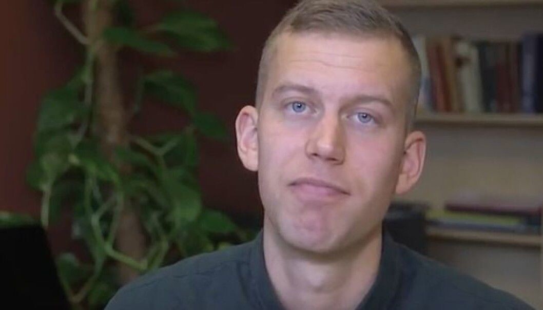 Psychologist Magnus Nordmo guides people in online videos through self-help programmes based on cognitive therapy. Users can possibly achieve the same effect they would get actually having appointments with a psychologist. Psychologist Magnus Nordmo guides people in online videos through self-help programmes based on cognitive therapy. Users can possibly achieve the same effect they would get actually having appointments with a psychologist.