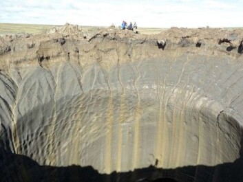 Media reports described mysterious giant holes that were found in the tundra several years ago on the Jamal Peninsula in northern Siberia. Additional holes like these have appeared recently. We now know that the holes are likely from methane gas blow-outs, just like the craters that researchers have discovered in the Barents Sea. (Photo: Vasily Bogoyavlensky / AFP / NTB scanpix) Media reports described mysterious giant holes that were found in the tundra several years ago on the Jamal Peninsula in northern Siberia. Additional holes like these have appeared recently. We now know that the holes are likely from methane gas blow-outs, just like the craters that researchers have discovered in the Barents Sea. (Photo: Vasily Bogoyavlensky / AFP / NTB scanpix)