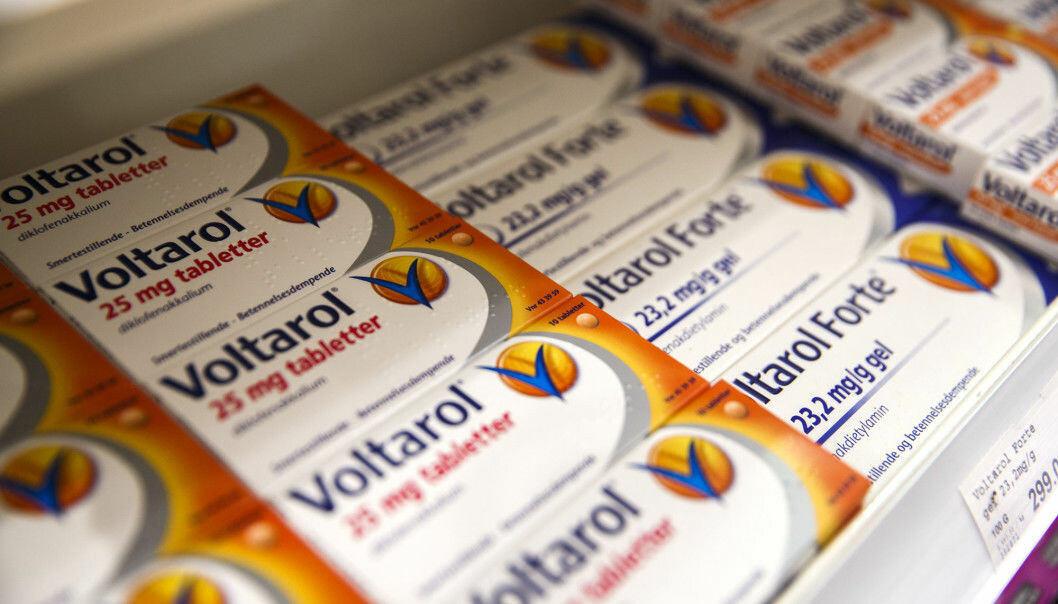 Tablets like Voltarol and Voltaren should not be sold without prescription, say the authors behind a new study. (Photo: Photo: Berit Roald / NTB scanpix)