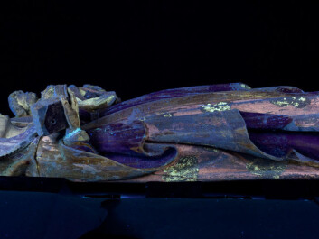 Some of the Madonna’s painted brocade patterns emerge under ultraviolet light. (Photo: Birger Lindstad) Some of the Madonna’s painted brocade patterns emerge under ultraviolet light. (Photo: Birger Lindstad)