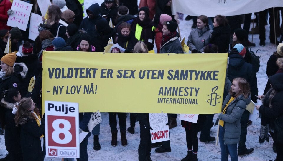 The Istanbul Convention of the Council of Europe, The United Nations Committee on the Elimination of Discrimination against Women (CEDAW) and Amnesty believe that Norway needs to adopt a consent clause in the rape legislation. Photo depicts celebration of Women's Day on 8 March 2018 at Youngstorget in Oslo. (Photo: Lise Åserud / NTB Scanpix)