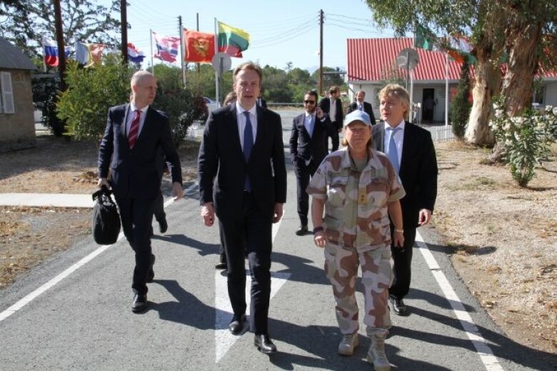 Kristin Lund with Børge Brende, Former Norwegian Minister for Foreign Affairs, Nicosia, 6th March 2016. (Photo: Frode Overland Andersen / Flickr CC BY-NC-ND 2.0) Kristin Lund with Børge Brende, Former Norwegian Minister for Foreign Affairs, Nicosia, 6th March 2016. (Photo: Frode Overland Andersen / Flickr CC BY-NC-ND 2.0)