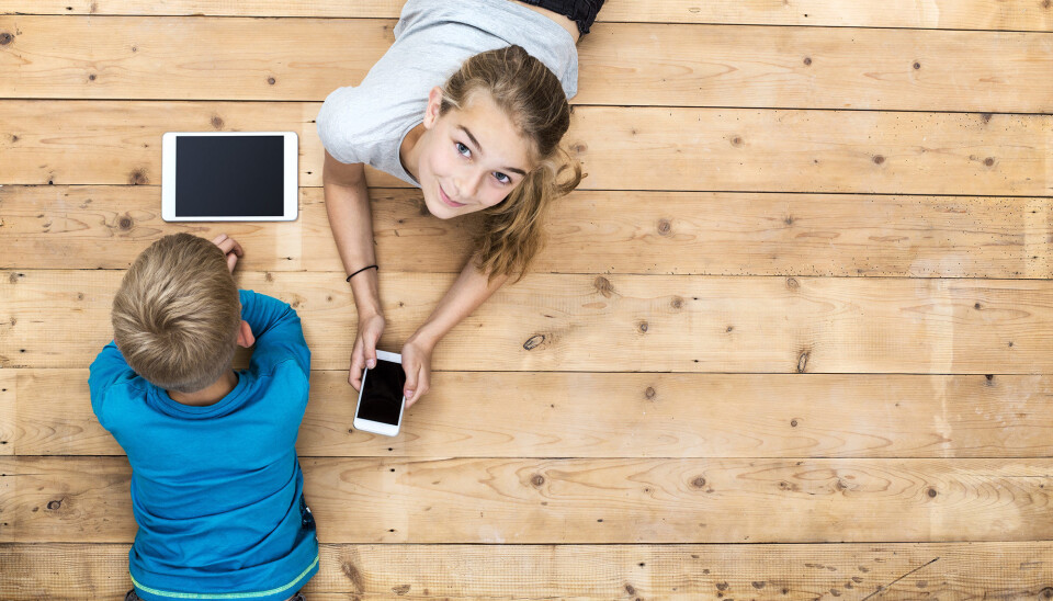 The World Health Organization recommends a maximum daily screen time of one hour for children under five. Photo: NTB Scanpix