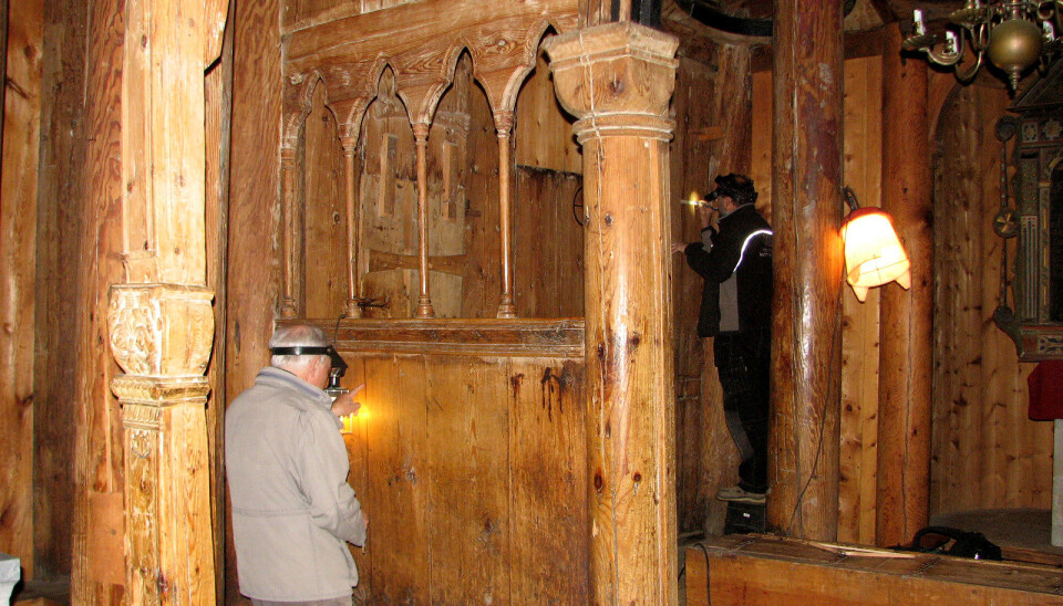 Using a method called photodendrometry, researchers can reduce the number of core samples they need to take for dating wooden buildings. They can now get enough information from photographs, which yields more data and more precise information. Pictured: Thomas Bartholin (at left) and Jan Michael Stornes. (Photo: Leif Anker)
