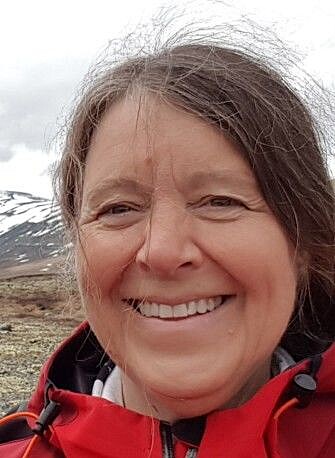 Nurse Sissel Hafredal Sjåstad believes that most people become frightened, depressed and suffer from despair when they develop dementia. Nurse Sissel Hafredal Sjåstad believes that most people become frightened, depressed and suffer from despair when they develop dementia.