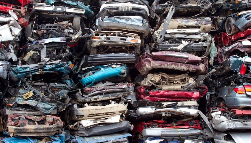One day, electric cars will also have to go to the scrapyard. That's all the more reason to find ways to recycle all the components in their batteries. One day, electric cars will also have to go to the scrapyard. That's all the more reason to find ways to recycle all the components in their batteries.