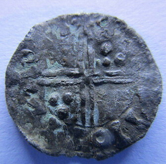 This rare penny from the Viking king Harald Hardråde (1047-1066) was found by a hobbyist named Egil Bjørnsgård on cultivated land in Oppland in 2015. This rare penny from the Viking king Harald Hardråde (1047-1066) was found by a hobbyist named Egil Bjørnsgård on cultivated land in Oppland in 2015.