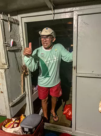 The skipper remains cheerful, despite the fact that the “crew” – made up of business leaders and R&amp;D representatives – turn out to be pretty useless on the high waves over the continental shelf off northern Brazil.