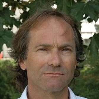 “We were taken aback when we realized that absences were so high,” said Professor Stein Knardahl, from the Norwegian National Institute of Occupational Health. He and his colleague found an increased risk of sick leave among workers who shared offices with other workers. “We were taken aback when we realized that absences were so high,” said Professor Stein Knardahl, from the Norwegian National Institute of Occupational Health. He and his colleague found an increased risk of sick leave among workers who shared offices with other workers.