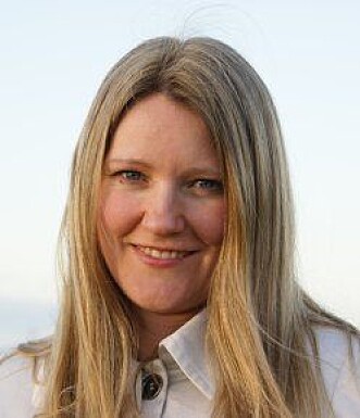 Researcher and veterinarian Kristine Gismervik at the Norwegian Veterinary Institute has studied salmon delousing in warm water. Researcher and veterinarian Kristine Gismervik at the Norwegian Veterinary Institute has studied salmon delousing in warm water.