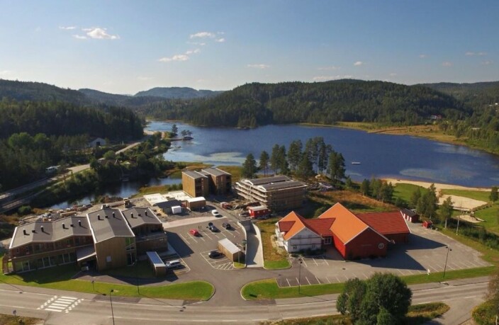 The small municipality of Iveland in Agder county has created a new centre with a café, grocery, mall , library, cinema, mineral exhibition and cultural arena. The municipality is seeing increased well-being and social belonging among the residents who have moved into the 26 new homes. The small municipality of Iveland in Agder county has created a new centre with a café, grocery, mall , library, cinema, mineral exhibition and cultural arena. The municipality is seeing increased well-being and social belonging among the residents who have moved into the 26 new homes.