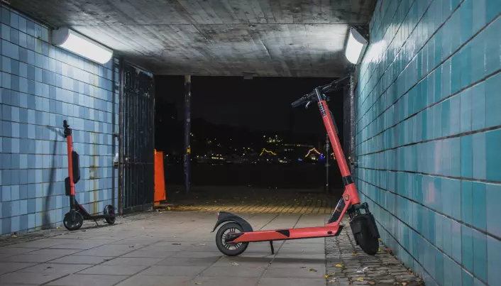Rather than having designated pick-up and drop-off areas, e-scooters can be found dotted around the city. E-scooters parked on sidewalks, thrown over fences, or ditched into rivers indicate that many of them have short lifetimes.