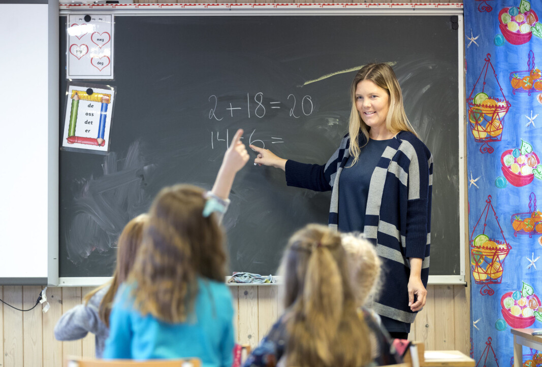 A few decades ago, school principal positions in Norway were highly sought-after, widely respected and offered great job security and good pay. Today, the principal’s job looks much different, according to researchers. A few decades ago, school principal positions in Norway were highly sought-after, widely respected and offered great job security and good pay. Today, the principal’s job looks much different, according to researchers.