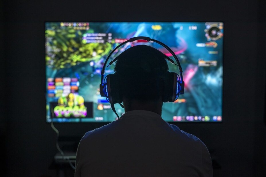 Getting to know to others in gaming can be more easy than in real life.