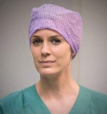 “It appears that breast cancer can be overlooked in screening in women with implants. In those who are diagnosed, the cancer has progressed further,” says doctor Emma Caroline Bekkelund Sondèn at Akershus University Hospital. “It appears that breast cancer can be overlooked in screening in women with implants. In those who are diagnosed, the cancer has progressed further,” says doctor Emma Caroline Bekkelund Sondèn at Akershus University Hospital.