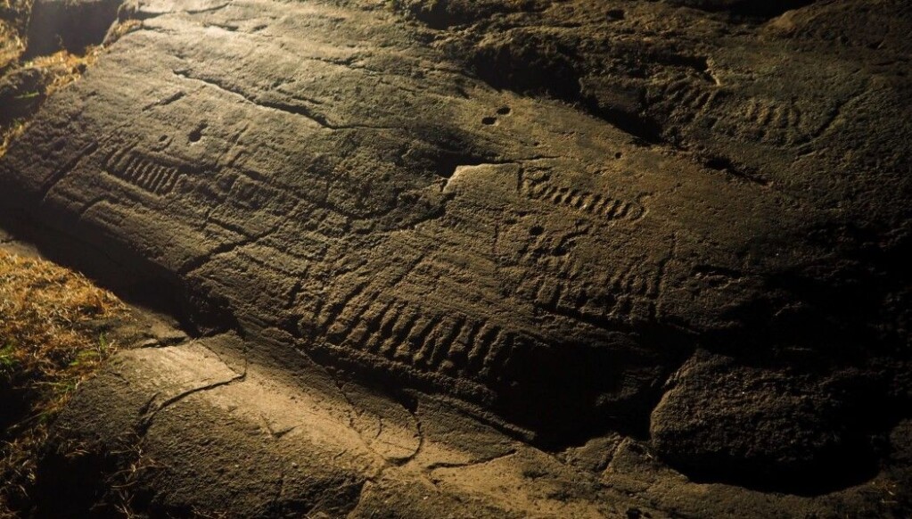 Ships are among the most common motifs of Norwegian Bronze Age rock carvings. The ones depicted were believed to be on their way to the realm of death. Today we know that the Bronze Age was a maritime culture where people in Norway actually had real ships like these that could travel long distances. Ships are among the most common motifs of Norwegian Bronze Age rock carvings. The ones depicted were believed to be on their way to the realm of death. Today we know that the Bronze Age was a maritime culture where people in Norway actually had real ships like these that could travel long distances.