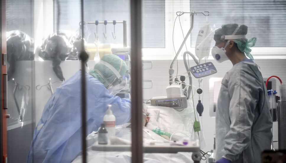 Medical personnel work in the intensive care unit of a hospital in Brescia, Italy, March 19th. Before the COVID-19 crisis, Italy was already the country in Europe with the largest number of deaths casued by multi-drug resistant bacteria.