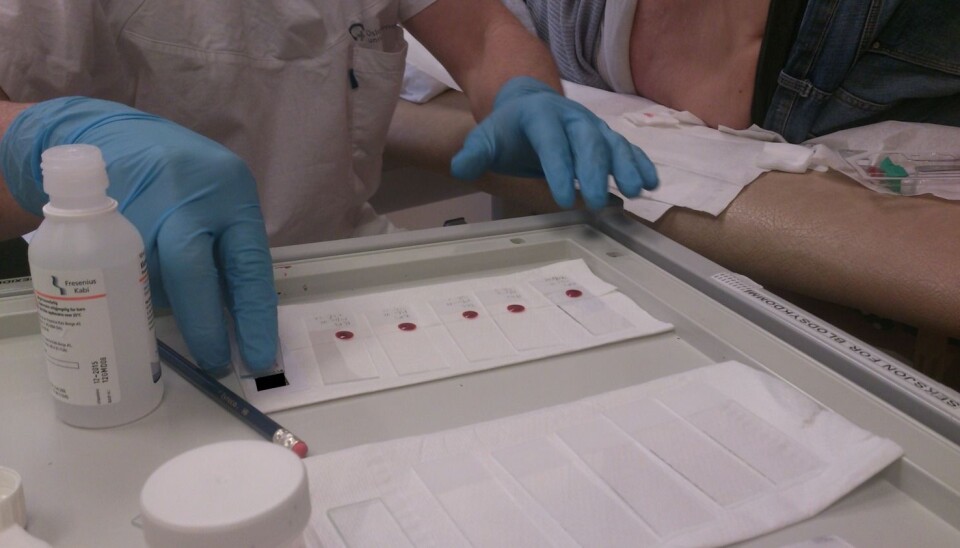 Bloodsampling for diagnosis.