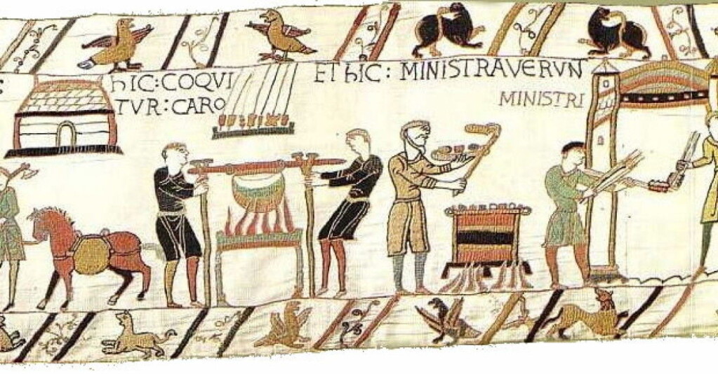 Der 70 Meter lange Wandteppich von Bayeux zeigt die Invasion des normannischen Herzogs Wilhelm des Eroberers in England im Jahr 1066. Die Normannen stammten aus Frankreich und waren nordischen Ursprungs.