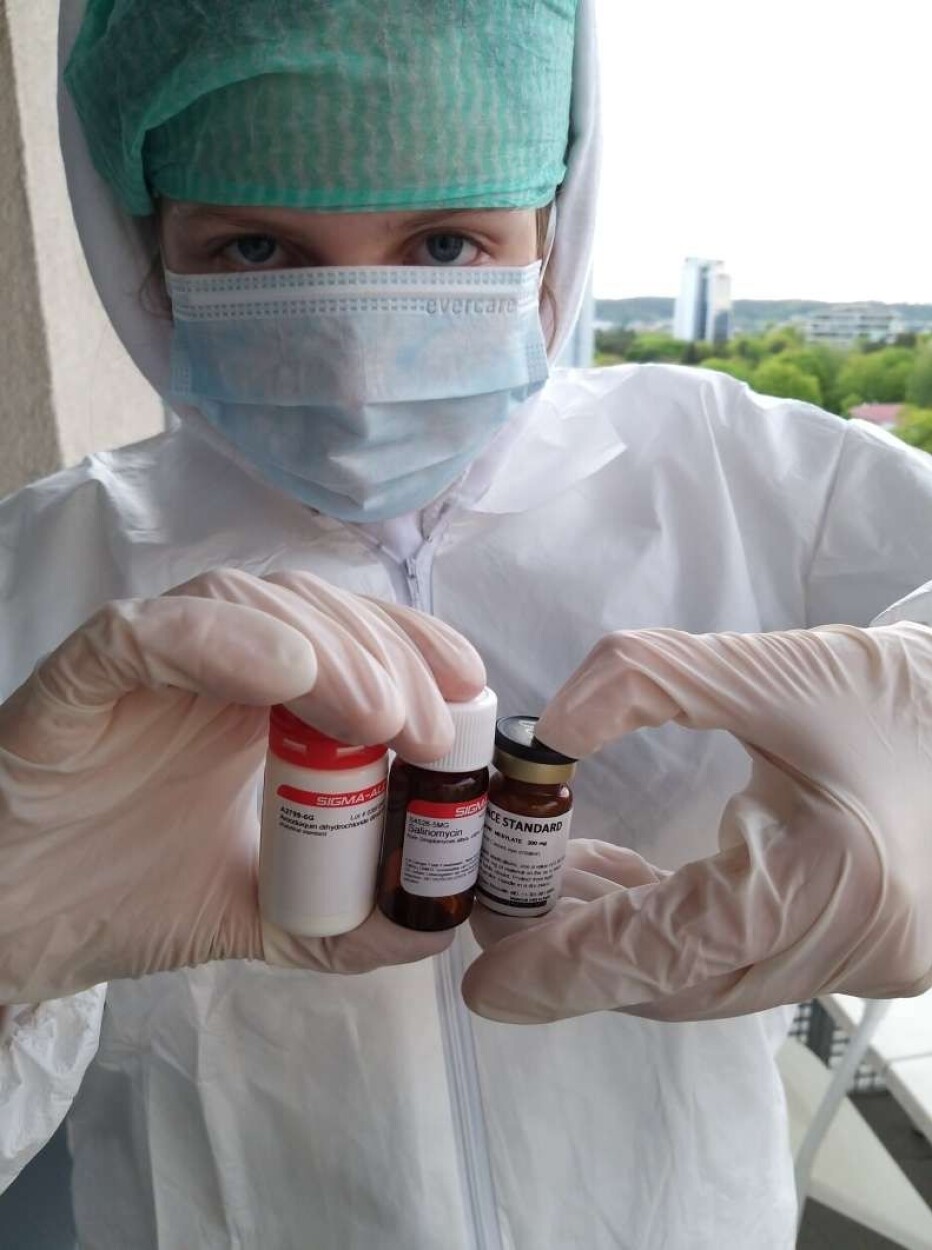 The researchers were able to test the effectiveness of different drugs on the coronavirus in the laboratory.