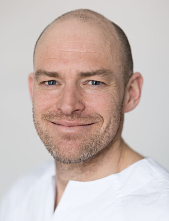 "In a stressful situation, it’s important to identify which COVID-19 patients must be prioritized first,” says Marius Myrstad, chief physician and researcher at Bærum Hospital and a specialist in internal medicine and geriatrics . "In a stressful situation, it’s important to identify which COVID-19 patients must be prioritized first,” says Marius Myrstad, chief physician and researcher at Bærum Hospital and a specialist in internal medicine and geriatrics .