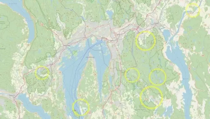 Here in yellow rings you see some of the possible meteorite craters in the Greater Oslo region. The three at the lower right are in the Østmarka forest area, a great place for day-hikes.