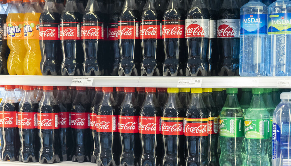 When diet soda was moved to the front of the coolers in some stores, sales of regular soft drinks declined, one study shows.