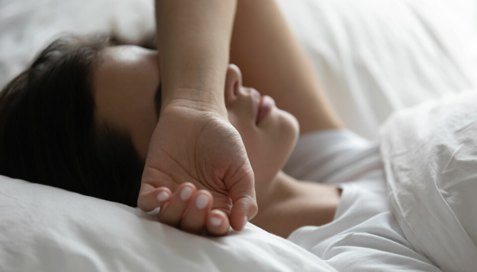 Many people who struggle with sleep are worried by reports from small studies and popular science books about how sleep affects us, says the Norwegian brain researcher Anders Fjell.