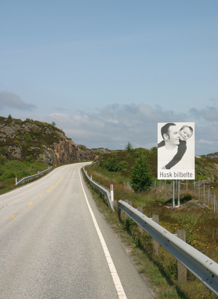 Many Norwegians know the 'remember to wear a seatbelt'-campaigns. Researchers believe similar campaigns need to be put in place when it comes to common reasons for conflict between different road users.