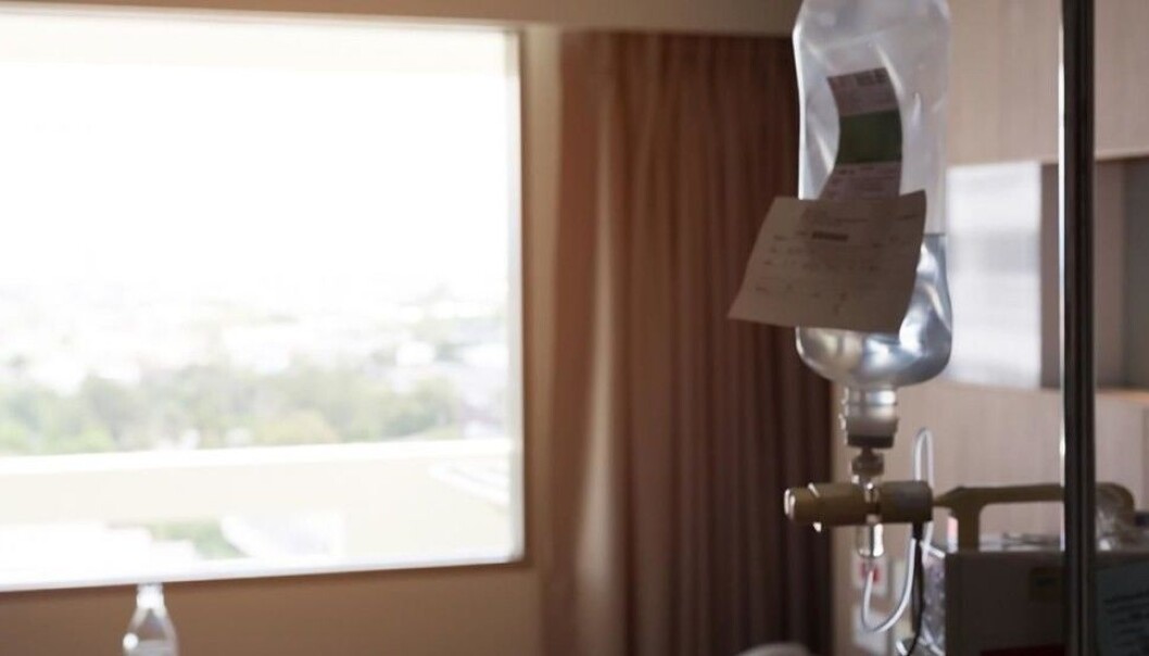 Intravenous infusions may lose their effect if exposed to light. Intravenous infusions may lose their effect if exposed to light.
