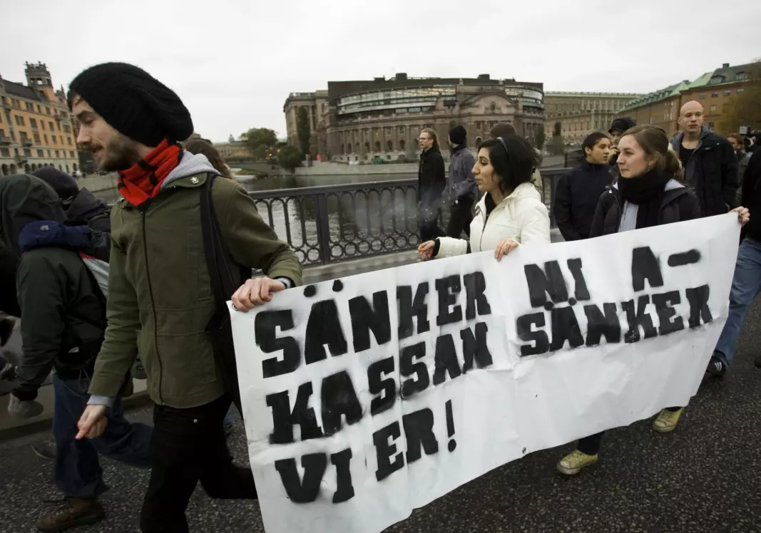 The Swedish Syndikalisterna (Central organisation of the Workers of Sweden) and the Revolutionary Front are among the groups on the far left that Swedish authorities believe society should be on guard against. But research shows that branding them as violent could lead to further radicalization. The same probably applies to the far right, says one researcher.