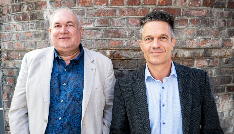 The Corona pandemic is similar to wars, according to, from the left: Professors Glenn-Egil Torgersen and Ole Boe at USN.