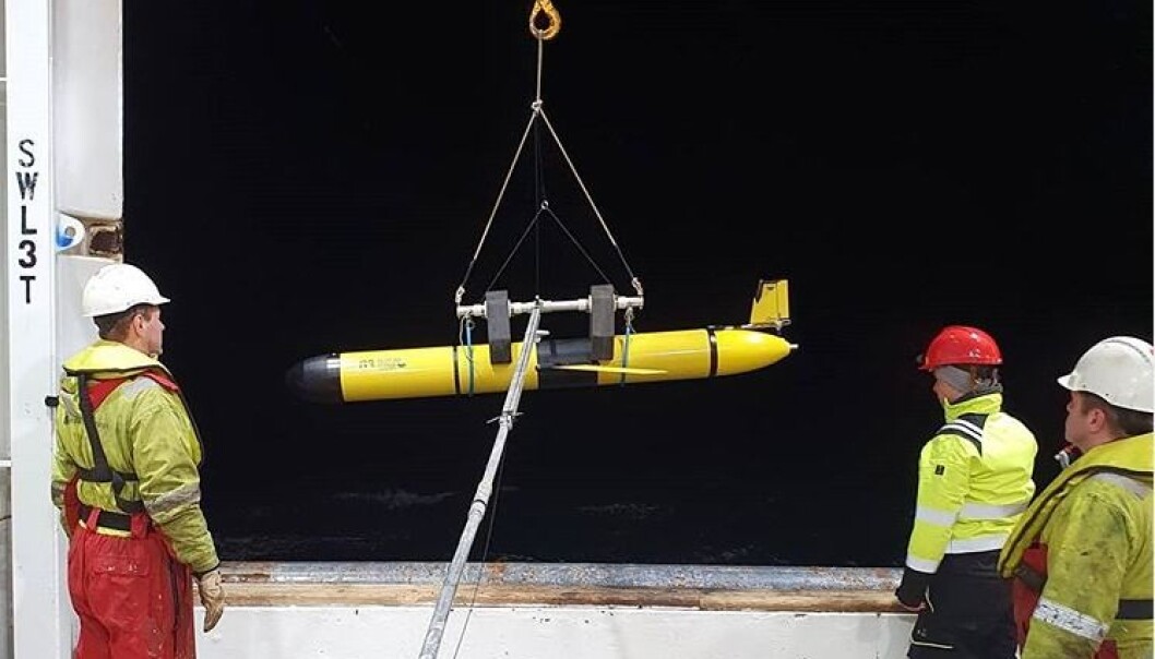 A glider with turbulence probes during deployment from the hangar of G.O SARS. A glider with turbulence probes during deployment from the hangar of G.O SARS.