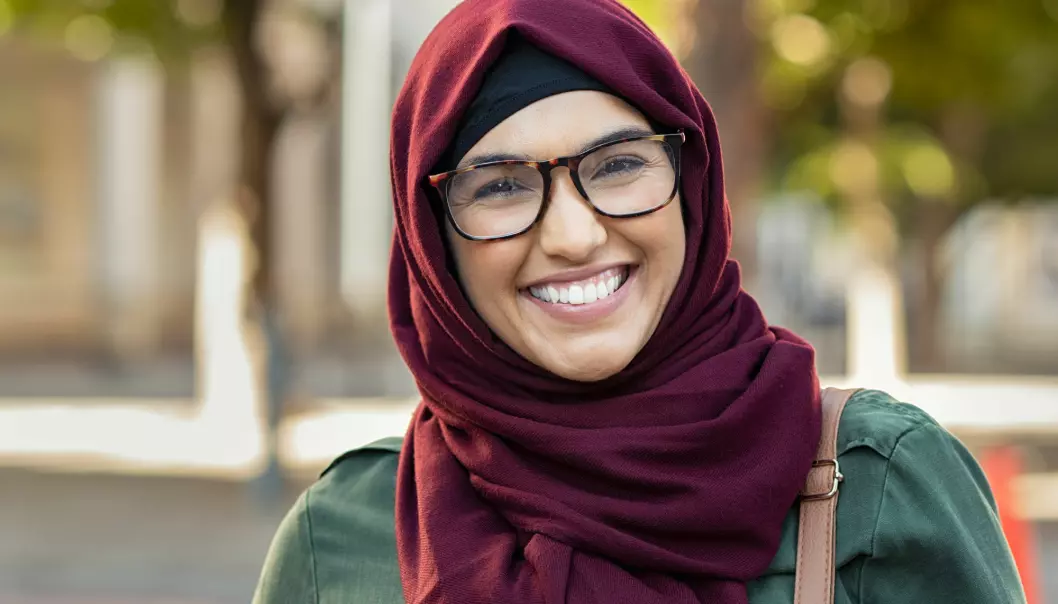 Several Muslims interviewed in a new survey have had positive experiences with answering people who verbally attack them by being kind and initiating a two-way conversation. But practitioners of this strategy pay a price. It’s exhausting to have defend yourself all the time.