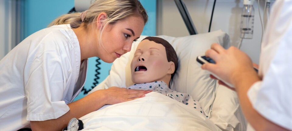Nursing students want more training using patient dummies