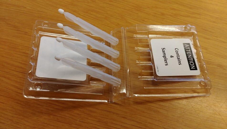 Tiny sponges that absorb a specific sample volume are used to collect blood from the finger.