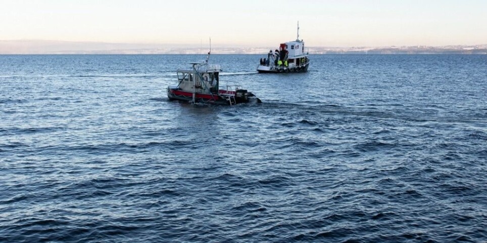 These boats aren't out at sea, but rather in the middle of Norway's largest lake, Mjøsa. The scientists on board use submersible robots to collect data. This could give us unique insight into the history of the area and what's going on right now.