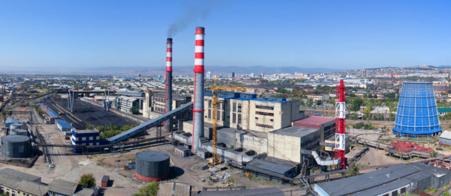 The world needs to move away from big fossil fuel fired power plants, like this one. Hydropower offers a greener option, but it has to be sited carefully to avoid harming the environment.