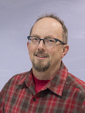 Jack Kohler is a researcher at the Norwegian Polar Institute. He is studies how glaciers change over time. Jack Kohler is a researcher at the Norwegian Polar Institute. He is studies how glaciers change over time.
