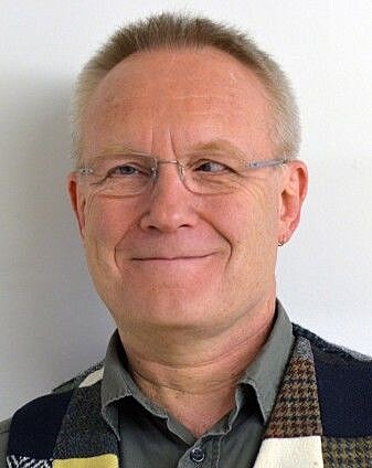 Arne Backer Grønningsæter is a retired researcher at the Fafo research institute. Arne Backer Grønningsæter is a retired researcher at the Fafo research institute.