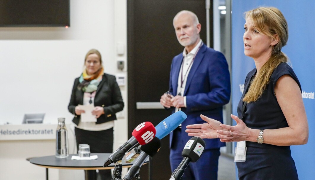 Department director Line Vold at the Norwegian Institute of Public Health and Bjørn Guldvog, Director General of Norwegian Directorate of Health, address the Norwegian public at a press conference, after an outbreak of the British mutation of the coronavirus was discovered in Nordre Follo municipality, outside of Oslo. Department director Line Vold at the Norwegian Institute of Public Health and Bjørn Guldvog, Director General of Norwegian Directorate of Health, address the Norwegian public at a press conference, after an outbreak of the British mutation of the coronavirus was discovered in Nordre Follo municipality, outside of Oslo.