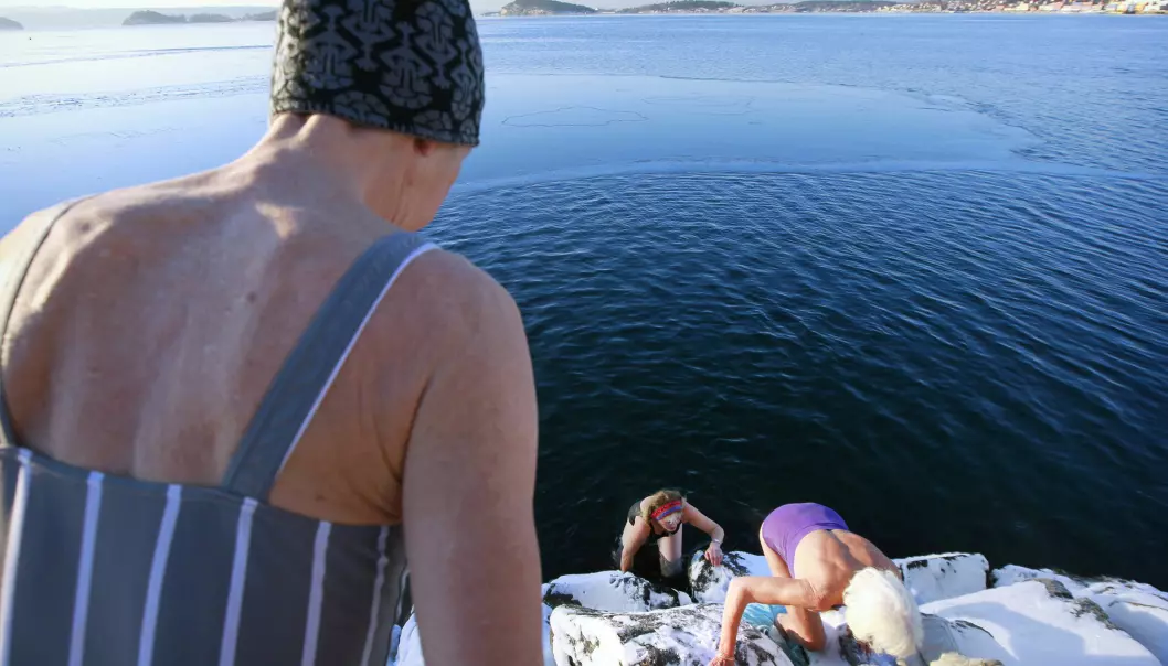 A few years ago, three women around the age of 70 reported that they swam twice a week in the Oslo Fjord throughout the winter.